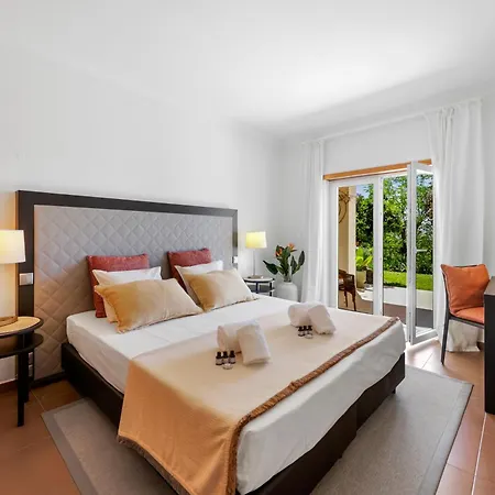 Calma - Oasis - Lagos, Villa